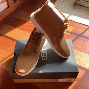 Mens 10 UGG Freamon Style